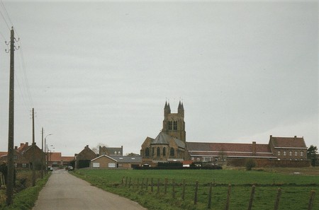 Parochiekerk Sint-Petrus, Loker (© T. Verhofstadt, photo 2001)