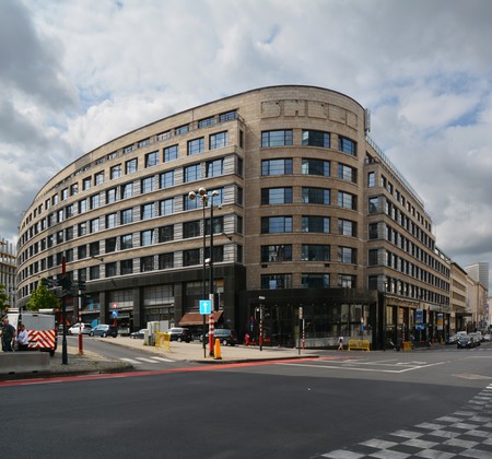 Rue Ravenstein 48-70 et Cantersteen 39-55, Bruxelles, Shell Building (© ARCHistory, photo 2019)