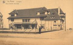 Zeedijk, La Panne, le nouveau casino d'Alexis Dumont construit en 1922 (© Collection cartes postales, Yves Dumont - ARCHYVES)